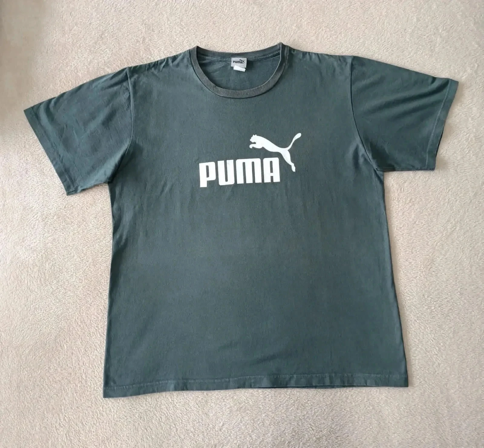 Camiseta Puma verde com Logo branco Tamanho XL – photo 2